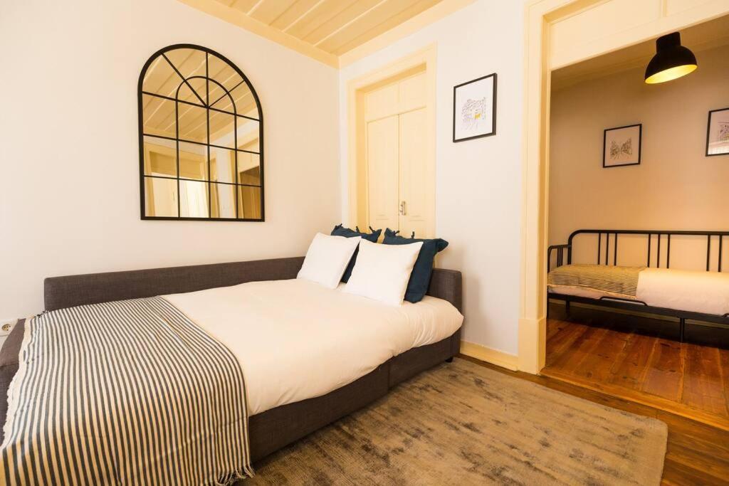 Appartement Ola Lisbon - Castelo IV Extérieur photo
